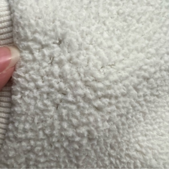 Aritzia sunday best cream off white crop sweater size XS - Picture 9 of 13